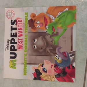 🍓 4/$20 Muppets Most Wanted book